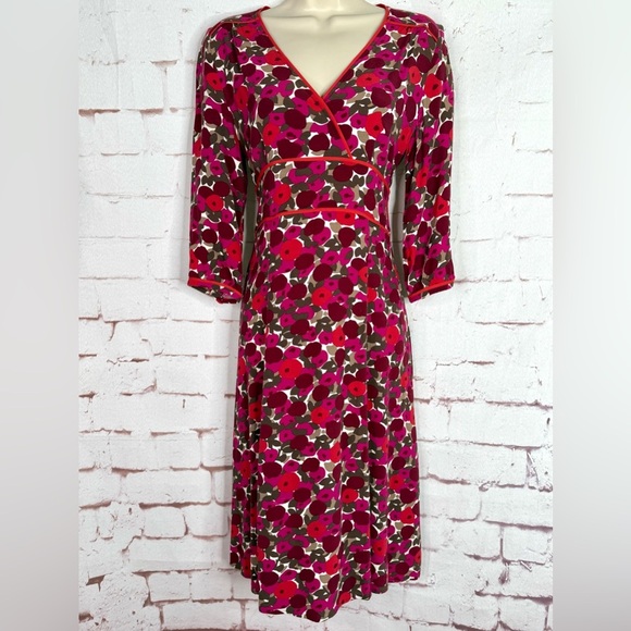 VTG BODEN Mod Floral Print Reds Oranges Tan Faux Wrap 3/4” Sleeve Dress Size 10L - Picture 5 of 15